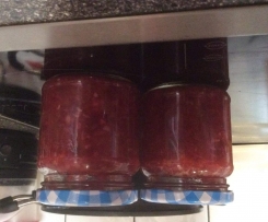 Zwiebel-Pflaumen-Chutney