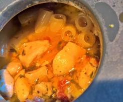 One-Pot-Pasta mit Hähnchen & Tomaten