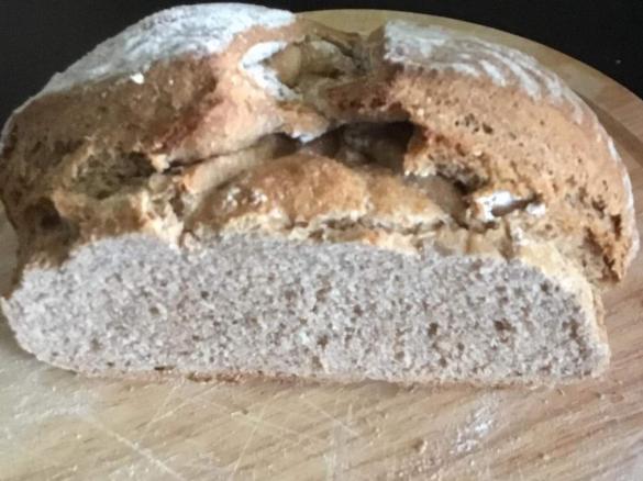 Dinkel-Weizen-Vollkornbrot