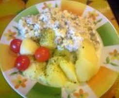 Heringssalat mit Äpflen, Ananas und Gürkchen....einfach nur lecker ;-)