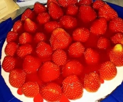 Erdbeertorte mit Schokolade und Mascapone low carb