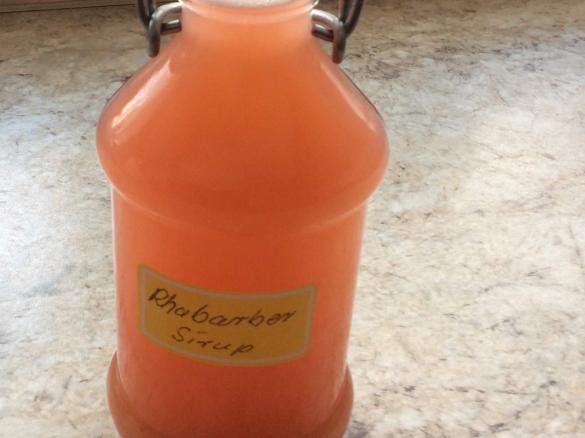 Rhabarber Sirup