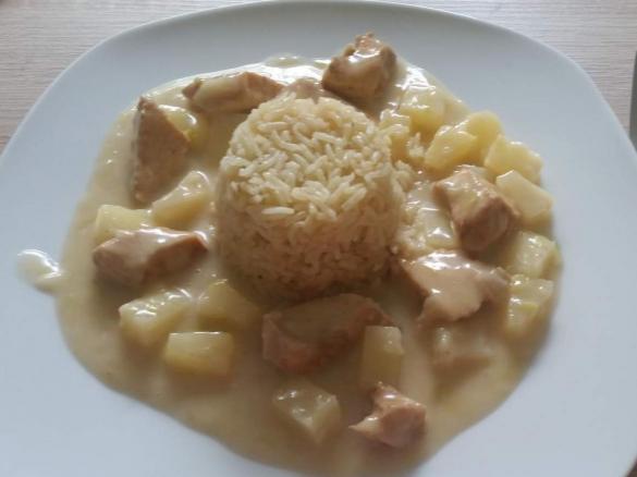 Kokos-Ananas-Hähnchen 