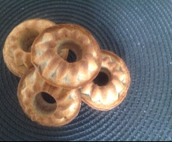 Eiweiß - Küchlein mit Walnüssen