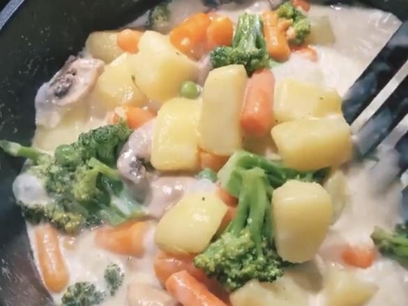 Gemüse in Sahnesauce