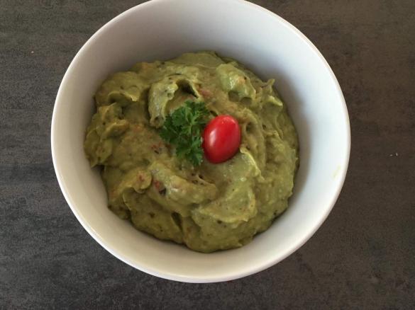Guacamole - super leckere Avocadocreme