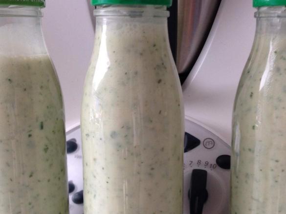 Salatsosse auf Vorrat