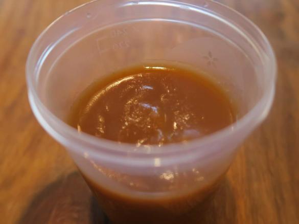 Apfelbrei mit Datteln auf Vorrat 