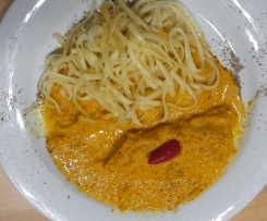  Hühnerfilet in Gemüsesoße