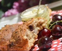 Schnelle Müsli Brötchen mit Cranberries