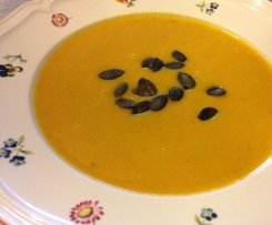 Kürbiskokoscremesuppe (vegan)