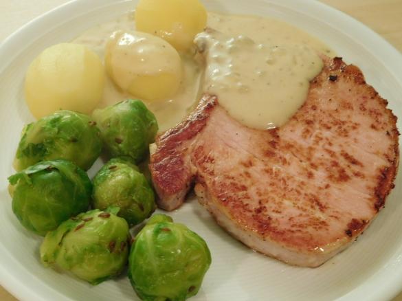 Kasseler mit Kartoffeln und Rosenkohl ALL IN ONE