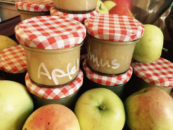 Oma Annemie´s original "Appelmuus" - Apfelmus