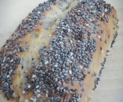 Glutenfreie Joghurtbrötchen mit Sesam und Mohn
