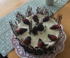 Erdbeer Sahne Schoko Torte