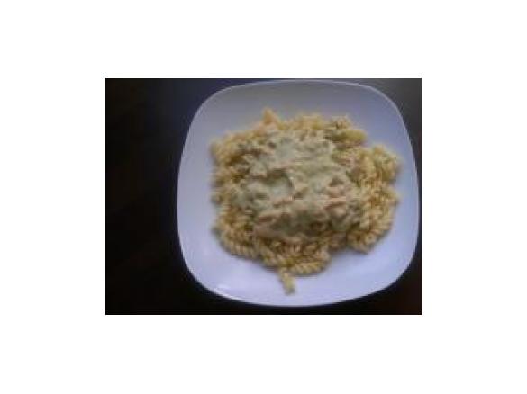 Pasta mit Lachs-Sahne-Pesto