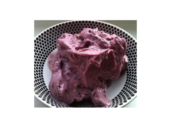 gladdy88: Sojaeis - Heidelbeer (auch Diät)