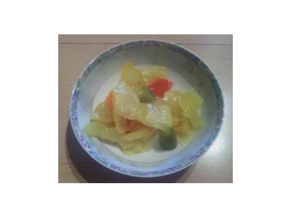 Schmorgurken pikant eingekocht