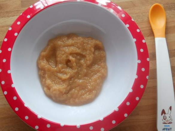 Bio Apfel Bananen Brei