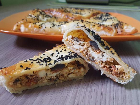 Gefüllte Blätterteigtaschen 