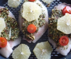 Buntbarschfilet mit Kräuterhaube