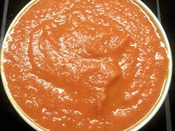 geniale Tomatensoße für Pasta oder Pizza