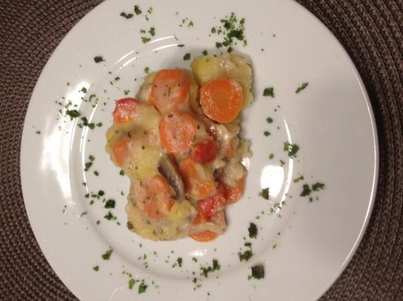 Vegetarischer Kartoffel- Gemüseauflauf