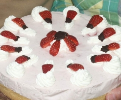 Erdbeercreme - Torte