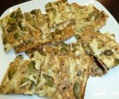 gladdy88: Knäckebrot mit Kürbiskerne und Käse
