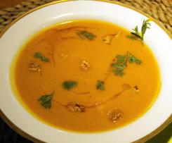 Kürbis-Curry-Cremesuppe