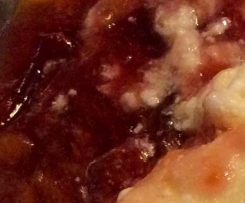 Pflaumen mit Grießschaum