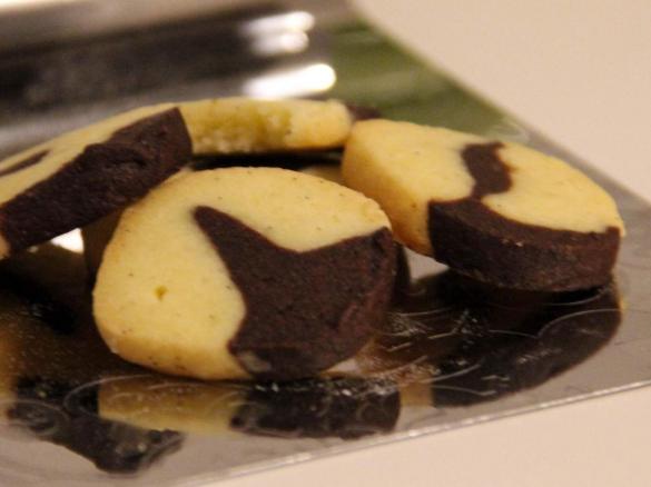 Schwarz-Weiß-Gebäck