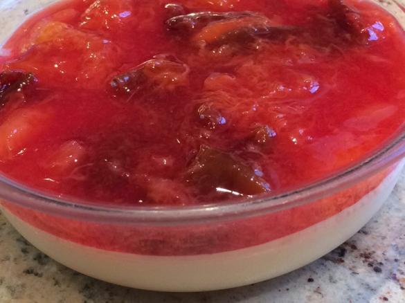 Puddingcreme mit Zwetschgen