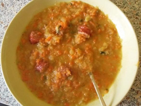 Möhreneintopf mit Rahmporree