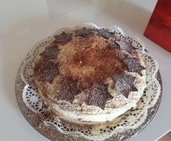 Winterliche Buttercreme-Torte