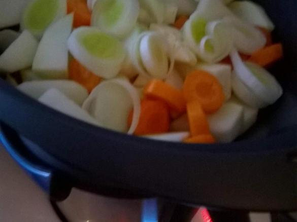 Gemüseplatte mit Putencurry