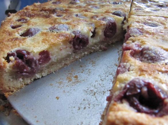 Kirsch-Marzipan-Tarte