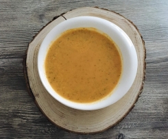 Zucchini-Paprika-Cremesuppe mit Chili