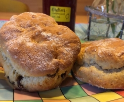 Britische Scones (rich scones nach Be-Ro)