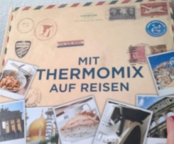 Hörnchen mit Wildrosen-konfitüre(Rogaliki)