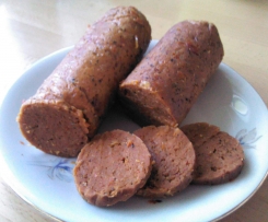 Veganer Vurstaufschnitt mit Kräutern