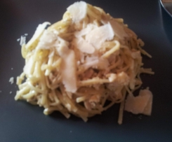 Nudelsalat mit Pesto