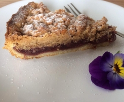 Kirschkuchen mit Walnussstreusseln