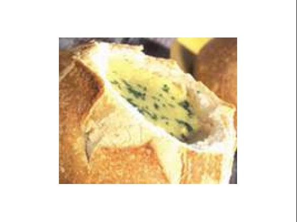 Steinpilzcremesuppe im Brotlaib