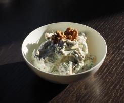 Walnuss-Kresse-Dip