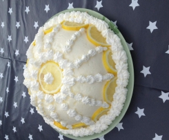 Zitronen-Kuppeltorte