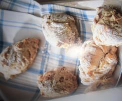 Mediterrane Variation von Bürli mit Roggen aus Grundkochbuch