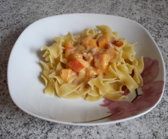 Kürbis-Thymian-Sauce zu Nudeln