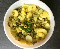 Kartoffelsalat ohne Mayonnaise - mediterran mit Oliven