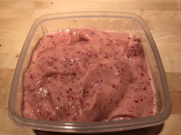 Frozen Yogurt Strawberry